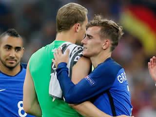  TAKING THE MICH Antoine Griezmann sets sights on Michel Platini’s record European Championship haul 