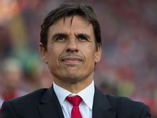 Chris Coleman jokes about Wales contract after Euro 2016 success 