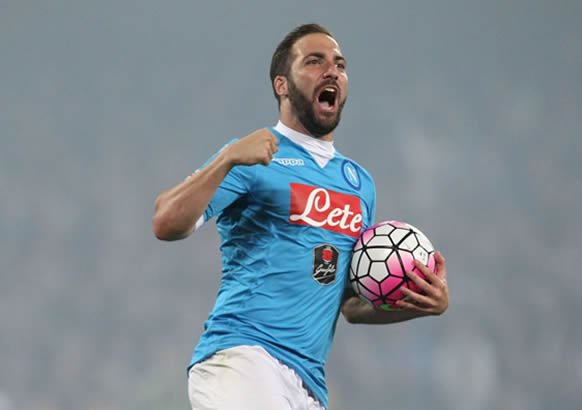 FOOTBALL GON MAD Arsenal target Gonzalo Higuain turns down bonkers £800,000 a week to play in China