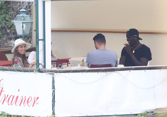 Mario Balotelli smoking: Liverpool striker hinders search for new club as he's pictured puffing on cigarette in Italy