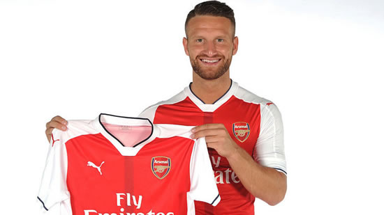 Arsenal complete deal to sign defender Shkodran Mustafi from Valencia