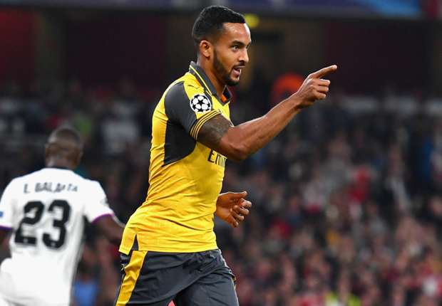 Arsenal 2-0 Basel: Walcott at the double as Gunners cruise