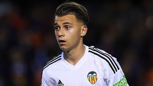 Manchester United in contact over Valencia's Fran Villalba - agent