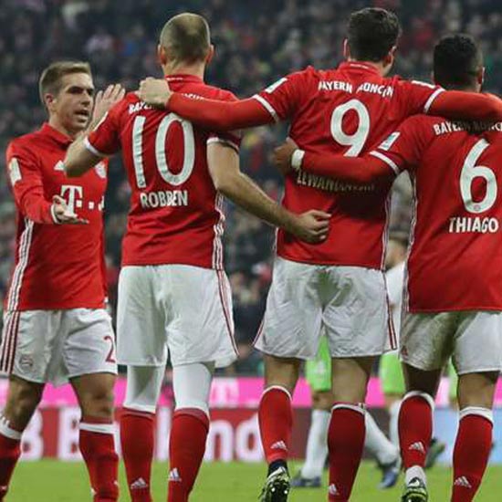 Bayern Munich 5-0 Wolfsburg: Wolves helpless as hosts fire Bundesliga statement of intent