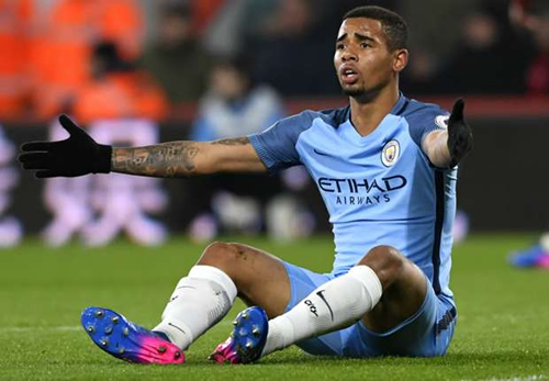 Man City forward Gabriel Jesus suffers fractured metatarsal