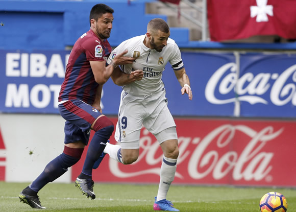 Eibar 1 - 4 Real Madrid: Karim Benzema shines as Real Madrid brush aside Eibar