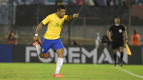 Paulinho hat trick helps Brazil extend lead; Lionel Messi goal lifts Argentina