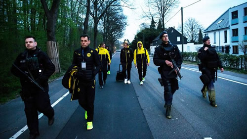 Marc Bartra suffers broken wrist in explosions near Dortmund team bus
