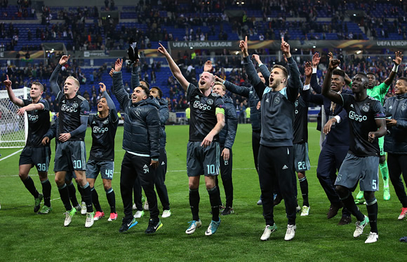 Lyonnais 3 - 1 Ajax Amsterdam: Ajax survive Lyon fightback to book final spot