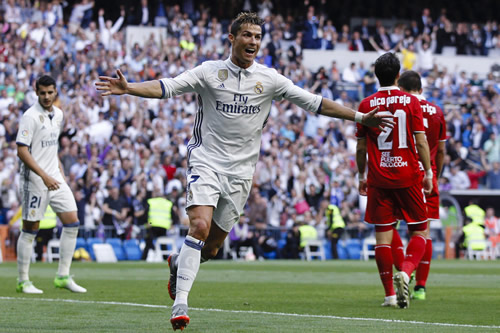 Real Madrid 4 - 1 Sevilla: Cristiano Ronaldo nets 400th goal as Real Madrid move a step closer to title