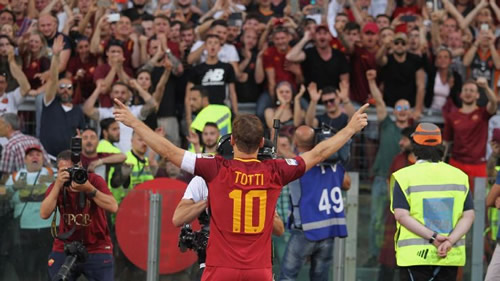 Tearful Totti: 'I'm not ready to say it's over'