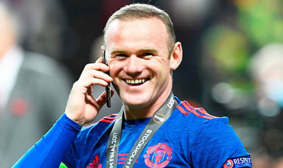 Wayne Rooney to take huge pay cut to leave Man Utd for Everton - report