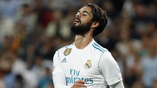 Isco forced off feeling dizzy and close to vomiting