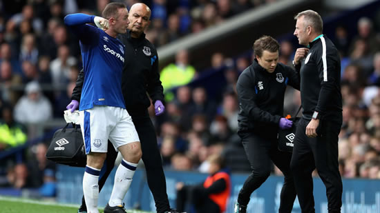 Everton striker Wayne Rooney bloodied by 'elbow' during Bournemouth win