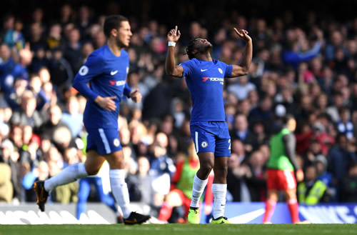 Chelsea fans take aim at Arsenal star following Batshuayi brace