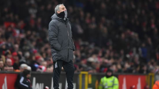 Man United boss Jose Mourinho wants award for 'best-behaved manager'