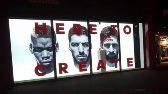 PSV forced to take down Luis Suarez poster after fan pressure