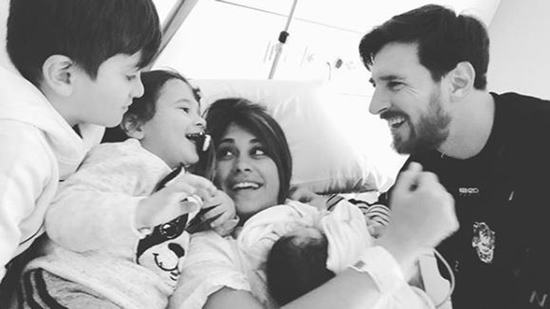 The first image of Messi and Antonella with their newborn baby Ciro