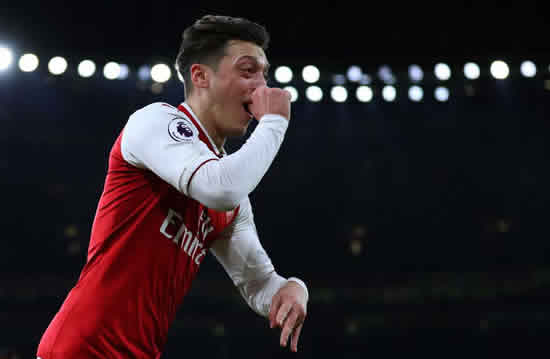 Mesut Ozil: It was easy to say yes to new Arsenal deal