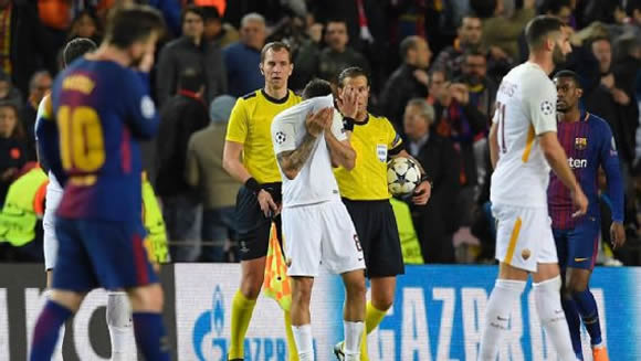 Barcelona helped by referees in win vs. Roma - Eusebio Di Francesco