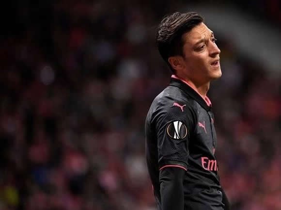 Arsenal's Mesut Ozil not 'fit to wear the shirt' in Europa League defeat - Martin Keown