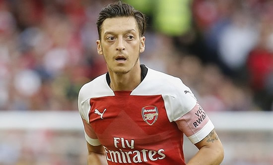 Arsenal boss Emery denies Ozil blow-up after West Ham win
