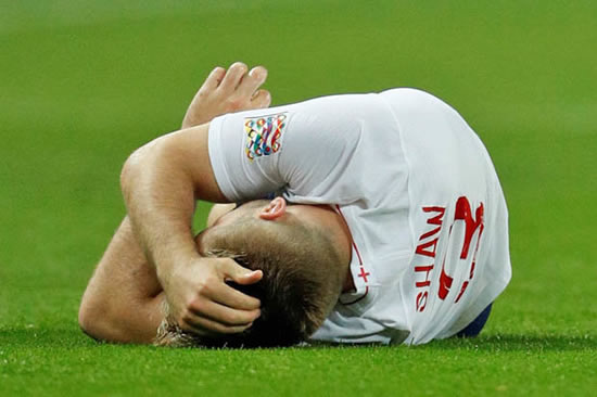 Luke Shaw injury: Latest news as Man Utd star carried off on stretcher during England game