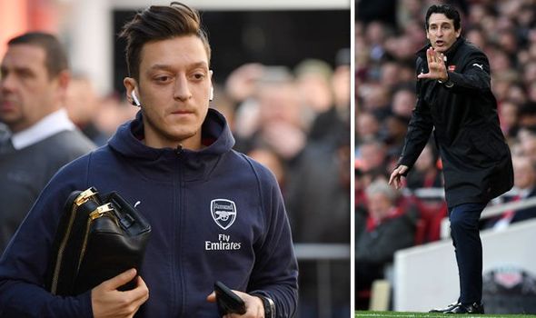 Arsenal boss Unai Emery makes stunning revelation about Mesut Ozil after win over Tottenham