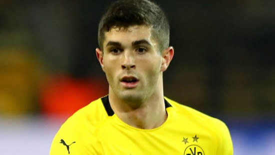 Chelsea's new signing Christian Pulisic says he has not yet spoken to Blues manager Maurizio Sarri.