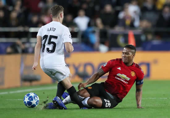 VALENTYNE Manchester United could let Antonio Valencia leave in transfer next week with Newcastle and Fulham keen