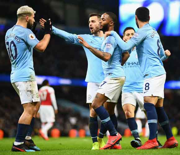 Manchester City 3 Arsenal 1: Aguero stars as champions bounce back