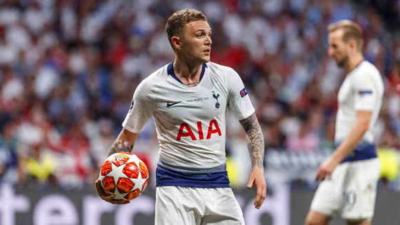Atletico sign Trippier from Tottenham for €25m