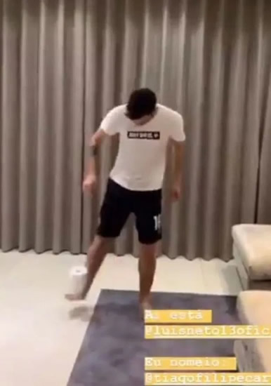 Bruno Fernandes nails Stay At Home Challenge as Man Utd star performs keepy-ups with loo roll during coronavirus crisis