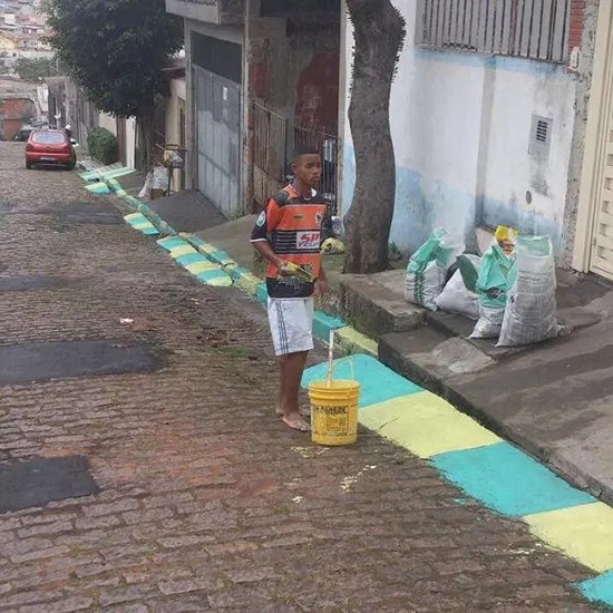 GIFT FROM THE GAB Gabriel Jesus donates three tonnes of food to Brazilian favelas and sings with popstar to help raise coronavirus funds