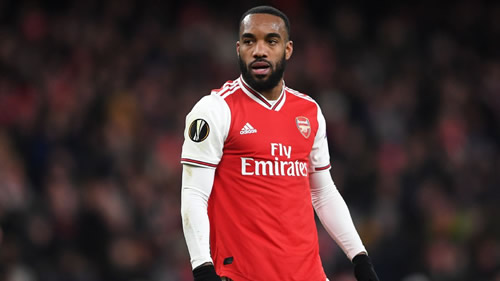 Arsenal's Lacazette to hold contract talks amid Atletico Madrid interest - sources