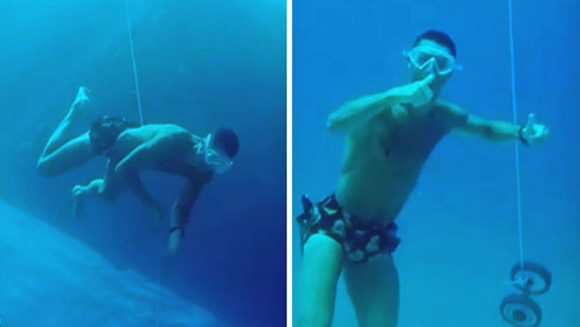 Cristiano Ronaldo goes diving in the sea