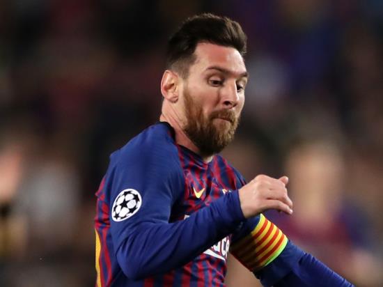 Barcelona vs Valencia - Barca won't rush Messi back from calf injury