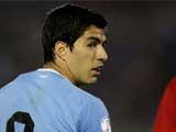  Uruguay's Cavani worried about Suarez 
