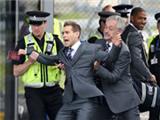  Joker Lee Nelson poses as England star before airport security notice and chuck him out 