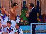  Michel Platini asked Mesut Ozil for his shirt during Germany’s World Cup celebrations 