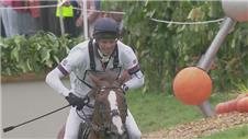 Britain Fox-Pitt wins Equestrian cross-country