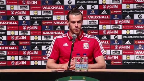 Bale: "No stars in our team"