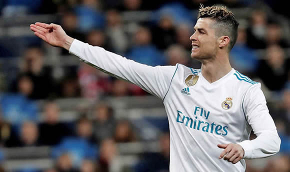 Cristiano Ronaldo makes stunning wage demands that tie in Lionel Messi