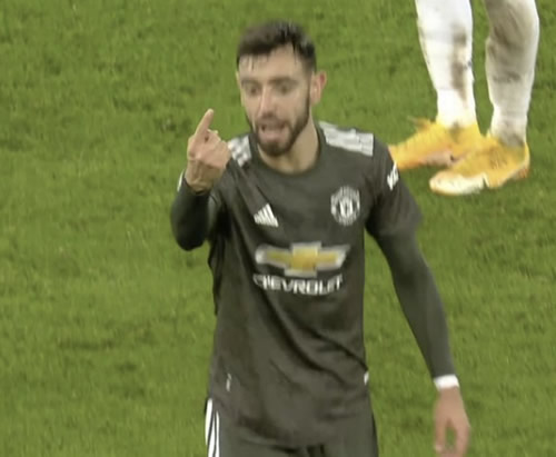Bruno Fernandes has furious outburst at Solskjaer in dying stages of Man Utd's draw at Liverpool