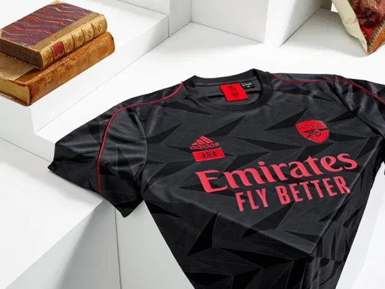 GUNNER HAVE TO GO Arsenal modify new training range and cover up adidas 424 design in North London derby to comply with kit rules