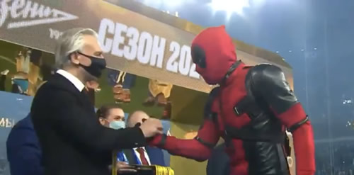 Zenit star Artem Dzyuba collects league winners medal dressed as Deadpool