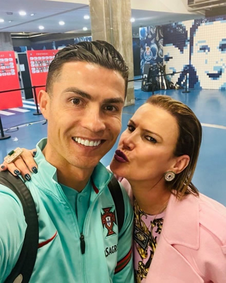 Cristiano Ronaldo's sister SLAMS Man Utd boss Erik ten Hag in brutal Instagram post after being hauled off vs Newcastle
