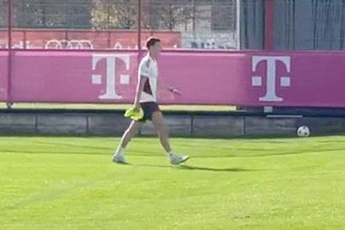 Chelsea target 'storms out of Bayern Munich training' and 'doesn't look coaches in eyes'
