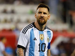 Barcelona chief Laporta speaks on potential Lionel Messi return in 2023