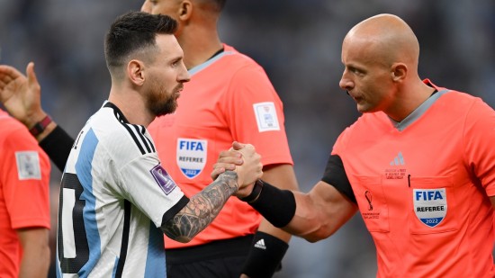 World Cup final referee offers perfect response to claims that Lionel Messi's extra-time goal should've been disallowed